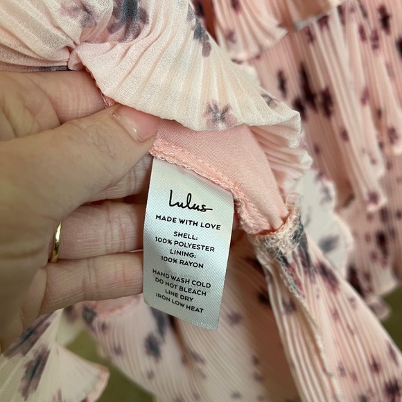 NWT Lulus Fated For Love Pink Floral Pleated Halter Midi Dress Size M - Picture 11 of 11